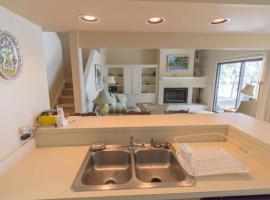 Pristine 3 Bedroom Dataw Bluff Villa，位于Dataw Island的酒店
