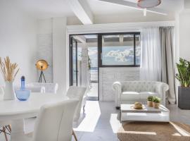 Suites Minetos，位于弗拉哈塔的海滩短租房