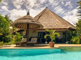 Villa Cahaya - Bali Sea Villas Beachfront and private pool