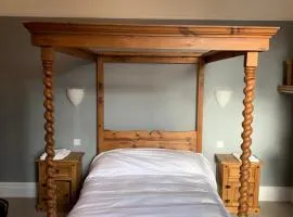 Lansdown House Bed & Breakfast