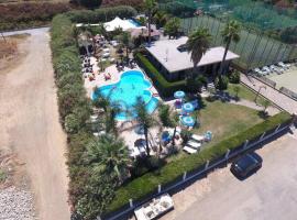 Il Geranio - Resort & Suites，位于阿奎多尔奇的酒店