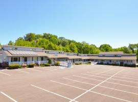 East Shore Lodging，位于霍利的酒店