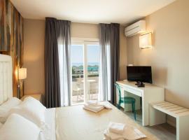 Hotel Boutique Carolina，位于马里纳-迪卡斯塔涅托的酒店