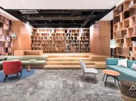 青岛黑龙江中路亚朵酒店