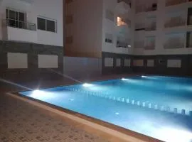 Appartement avec piscine, 1min de la plage