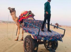 Bambloo Desert camp bikaner，位于比卡内尔的酒店