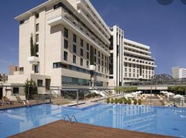 Hotel nelva，位于穆尔西亚的酒店