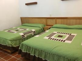 Capital O Hotel Aculco cerca del Centro de salud Aculco，位于San Jerónimo Aculco的酒店