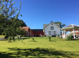 Strømnes - Oldefars gjestehus Inderøy，位于Straumen的酒店