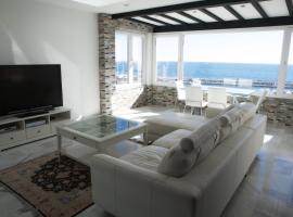 Luxury Puerto Banus Penthouse With Parking & WI-FI，位于马贝拉的酒店