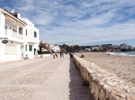 AT303 Vistas de la playa de Altafulla, casa en primera línea，位于阿尔塔夫拉的酒店