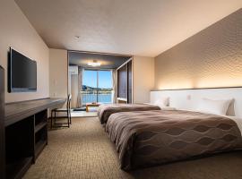 The Gran Resort Mikatagoko，位于美浜町的带泳池的酒店