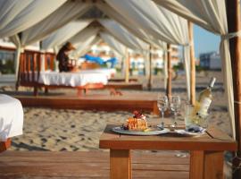 圣奥古斯丁帕拉卡斯酒店，位于帕拉卡斯的酒店