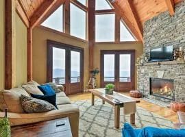 The Barn House Caldwell Mtn Retreat with Hot Tub!