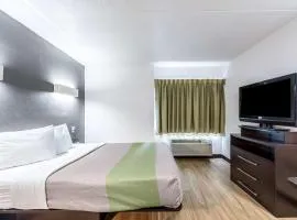 Studio 6-Indianapolis, IN