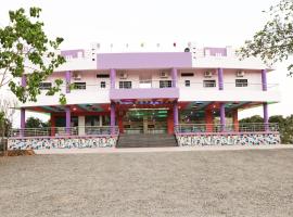 OYO 36984 Hotel View Point，位于Ajanta的酒店