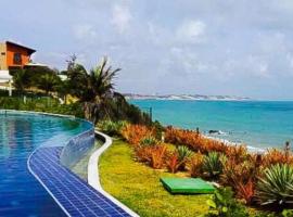Casa na praia em condomínio de luxo - Porto Brasil Resort，位于帕纳米林的带停车场的酒店