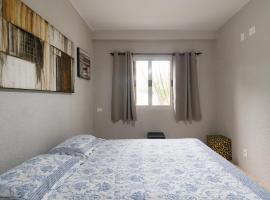 Hostel La Casa de Pedra，位于皮拉西卡巴的酒店