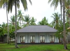 Gondang beach hotel，位于Ketapang的酒店