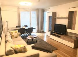 Amazing Austria Center Apartment near UNO City，位于维也纳凯瑟瓦瑟湖附近的酒店