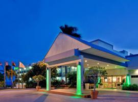 庞塞假日酒店和埃尔热带赌场，位于庞塞的假日酒店