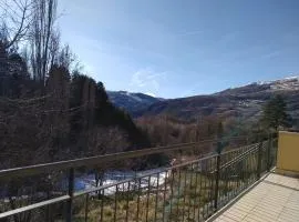 Apartament amb pati a la Vall Fosca, tranquilitat i bones vistes