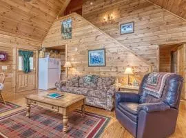 Cub Crossing, Free Attraction Tickets, Hot Tub, Pool Table, WIFI!!!