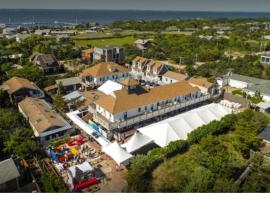 Fire Island Beach House，位于Ocean Bay Park的酒店