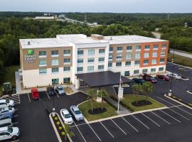 Holiday Inn Express & Suites Greenville S - Piedmont by IHG，位于Piedmont的酒店