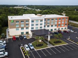 Holiday Inn Express & Suites Greenville S - Piedmont, an IHG Hotel，位于Piedmont皮肯斯县机场 - LQK附近的酒店