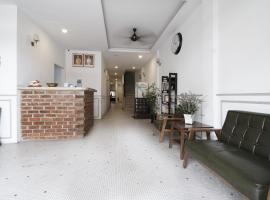 M S Hotel, Tengku Kelana KTM Klang，位于巴生的酒店