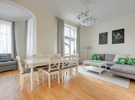 Palermo - Spacious Family Apartment 200 m from Sopot Beach by Lion Apartments，位于索波特的酒店