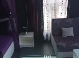 Бора Бора，位于萨帕雷瓦巴尼亚的海滩酒店