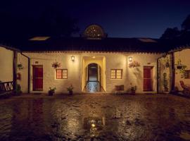 Hosteria Museart Pantavi，位于Tumbabiro的酒店