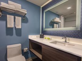 Holiday Inn & Suites - Aguascalientes by IHG，位于阿瓜斯卡连特斯的宠物友好酒店