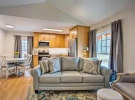 Walk to Dining Saluda Main Street Retreat!