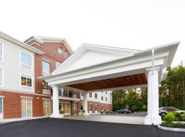 Holiday Inn Express & Suites - Sturbridge, an IHG Hotel，位于斯特布里奇的酒店