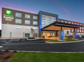 Holiday Inn Express & Suites Gainesville - Lake Lanier Area by IHG，位于盖恩斯维尔的酒店