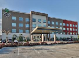 Holiday Inn Express & Suites - Houston East - Beltway 8 by IHG，位于Cloverleaf的酒店