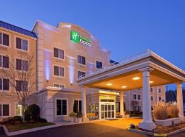 Holiday Inn Express Boston/Milford Hotel, an IHG Hotel，位于米尔福德的酒店