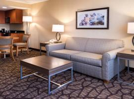 沃伦套房假日酒店 ，位于沃伦的酒店