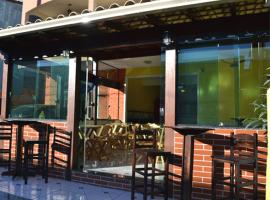 Hotel Silveira，位于瓜拉派瑞的酒店