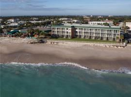 Ocean Breeze Inn Vero Beach，位于维洛海滩的酒店