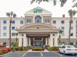 Holiday Inn Express St. Petersburg North / I-275, an IHG Hotel，位于圣彼得堡的酒店