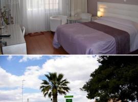 VILA FORMOSA AL-Estabelecimento de Hospedagem,Quartos-Rooms，位于蒙蒂戈杜的酒店