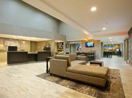 Holiday Inn Express Hotel & Suites - Paso Robles by IHG，位于佩索罗伯斯的酒店