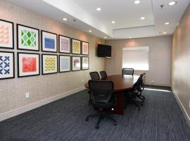 罗拉智选假日酒店，位于罗拉的酒店