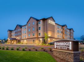 Staybridge Suites - Hillsboro North, an IHG Hotel，位于希尔斯伯勒的酒店