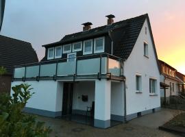 Ferienwohnung Rinteln - 4 Sterne - Im Kleinen Löök - 55 qm - 2 x TV - Terrasse - max 2 Erw und 1 Kind - Barrierearm TOP，位于林特尔恩的酒店