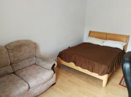 Budget Double Bedroom Near Glasgow City Centre and West End，位于格拉斯哥的酒店